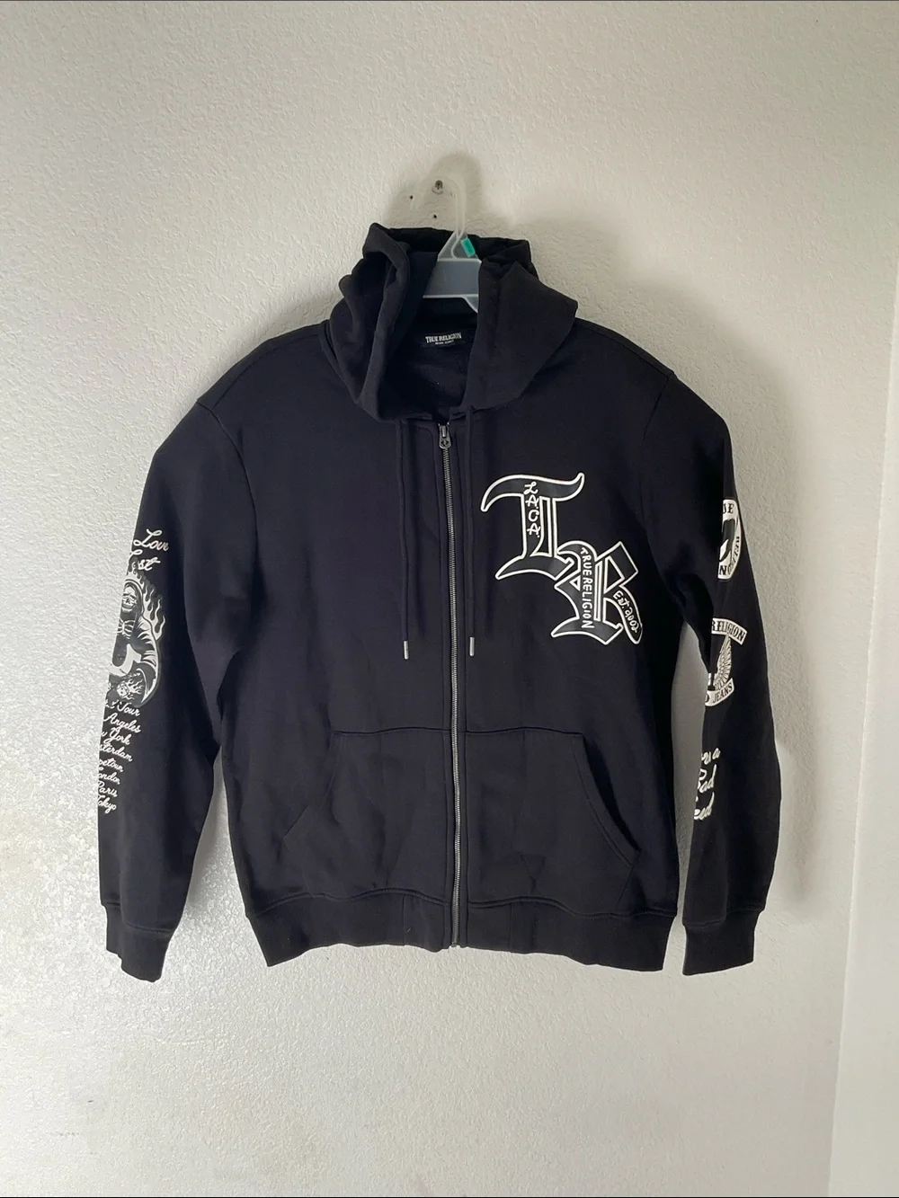 True Religion Men’s Black Graphic Zip-Up Hoodie Size XL